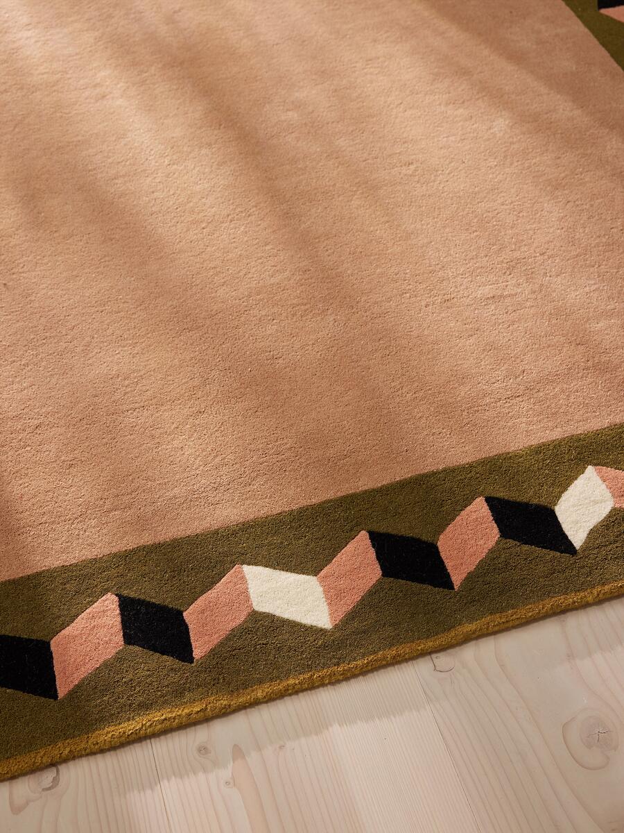 Stylish Abner Rug with neutral tones for any space