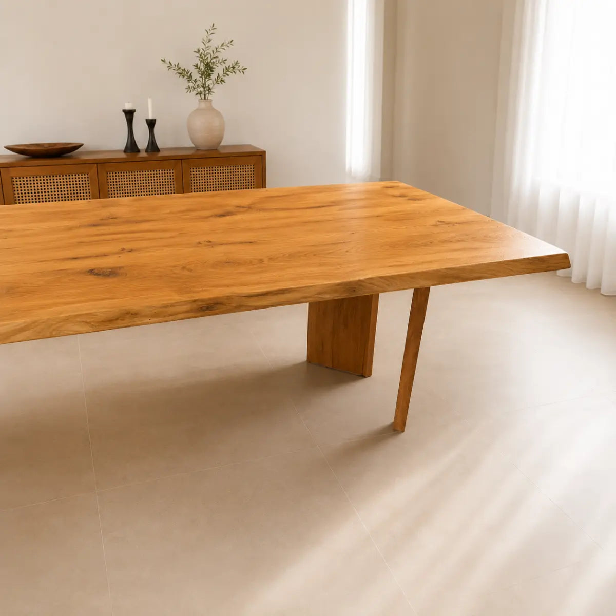 Aivar Oak Wood Dining Table