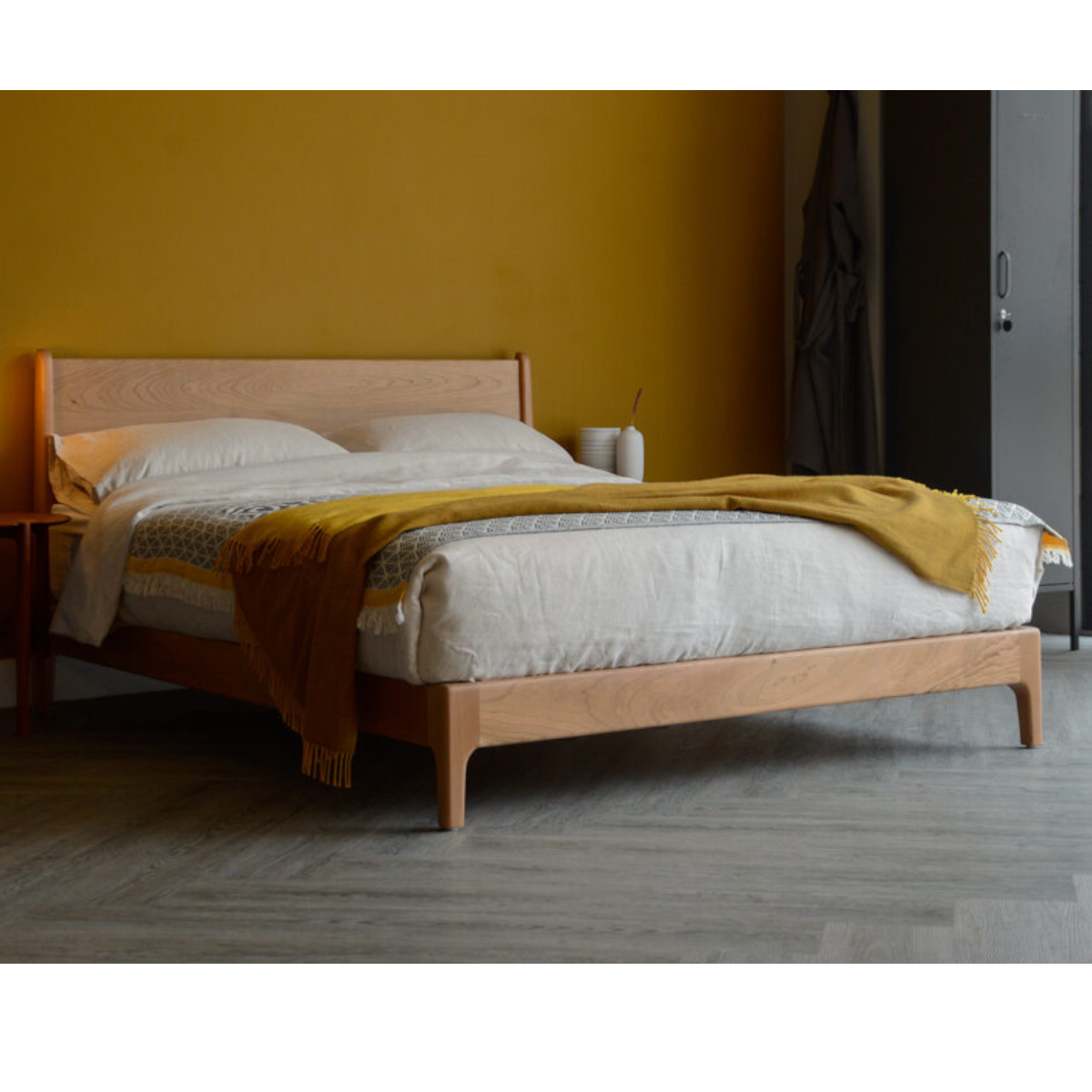 Bricen Oak Wood Bed side view