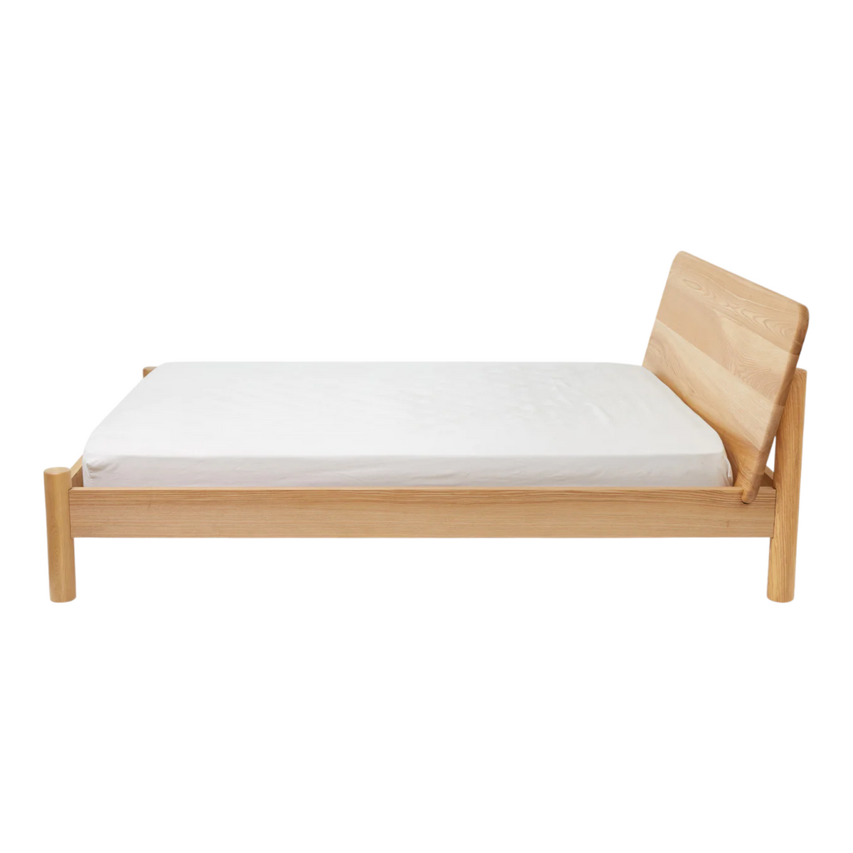 Aika White Oak Wood Bed look
